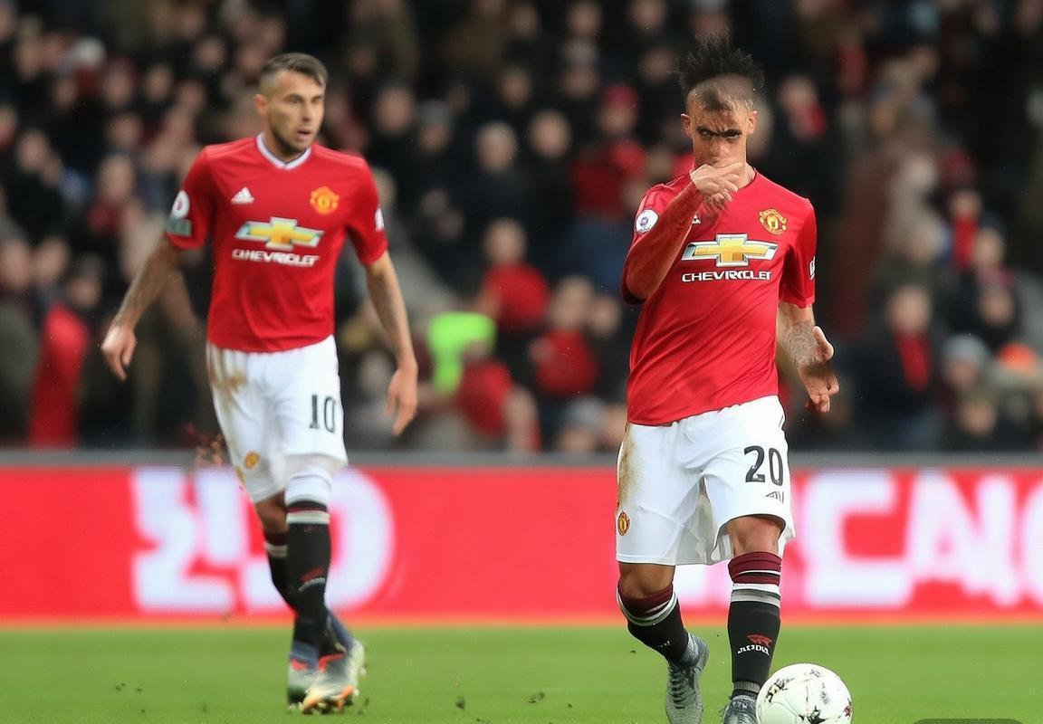 曼联1.2亿英镑转会报价安德森遭诺丁汉森林强硬拒绝