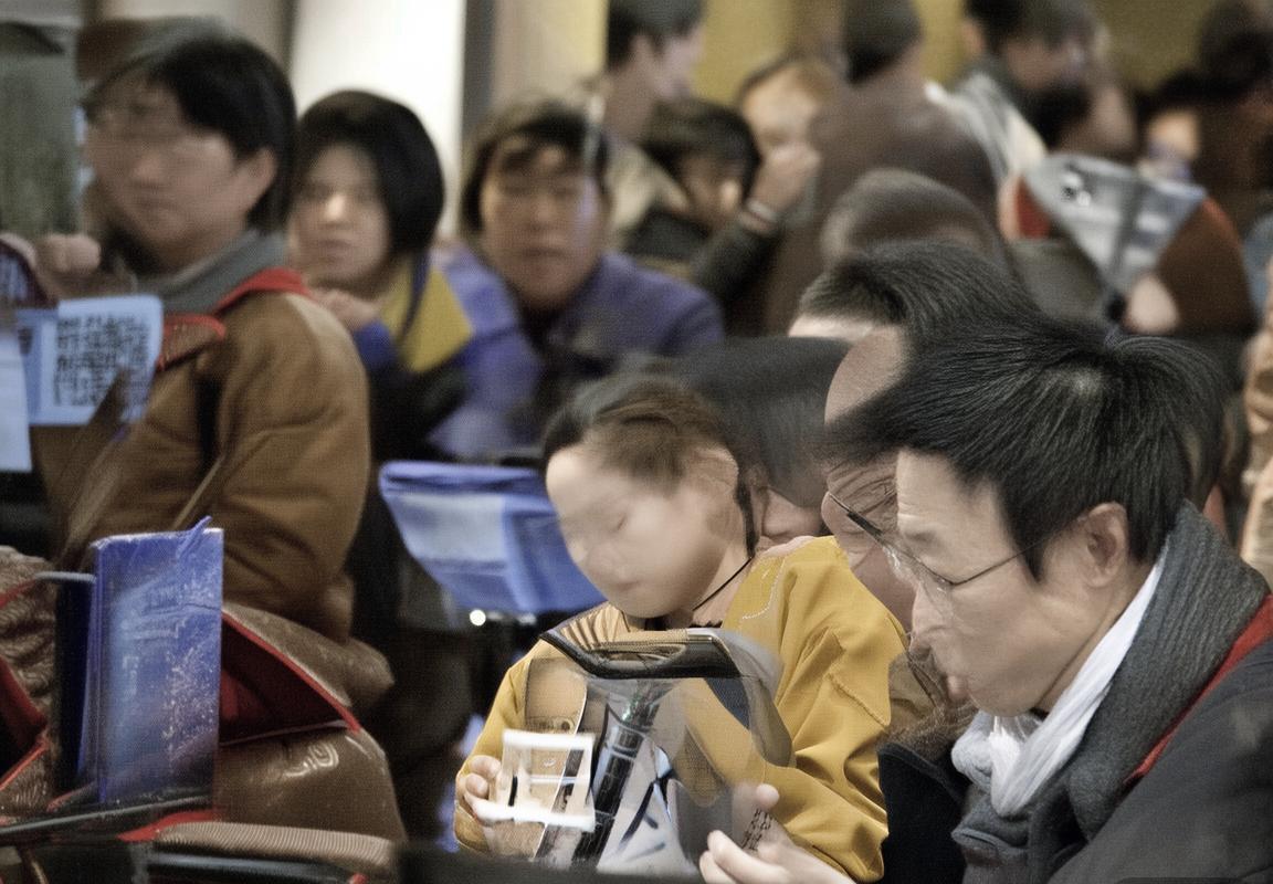 酋长球场新篇章：阿尔特塔麾下的拉斐尔·鲁索传闻、德克兰·赖斯与马丁·厄德高中场基石